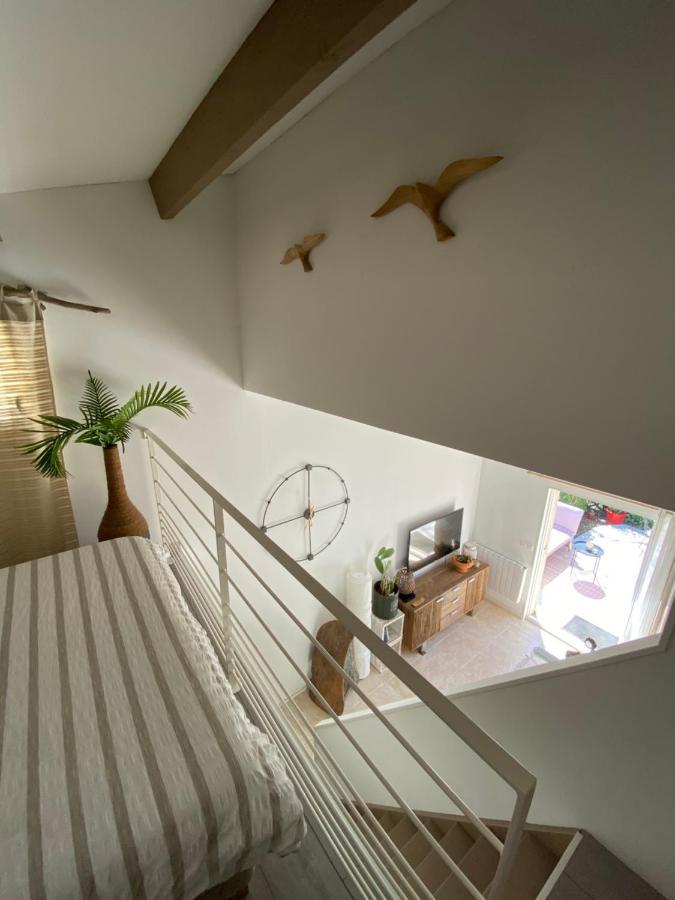 Duplex Face Au Lac A 600 Metres De La Mer Six-Fours-les-Plages Exterior photo