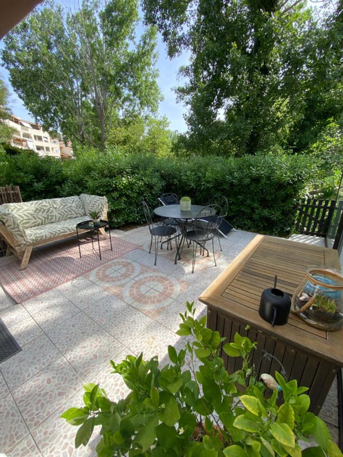 Duplex Face Au Lac A 600 Metres De La Mer Six-Fours-les-Plages Exterior photo